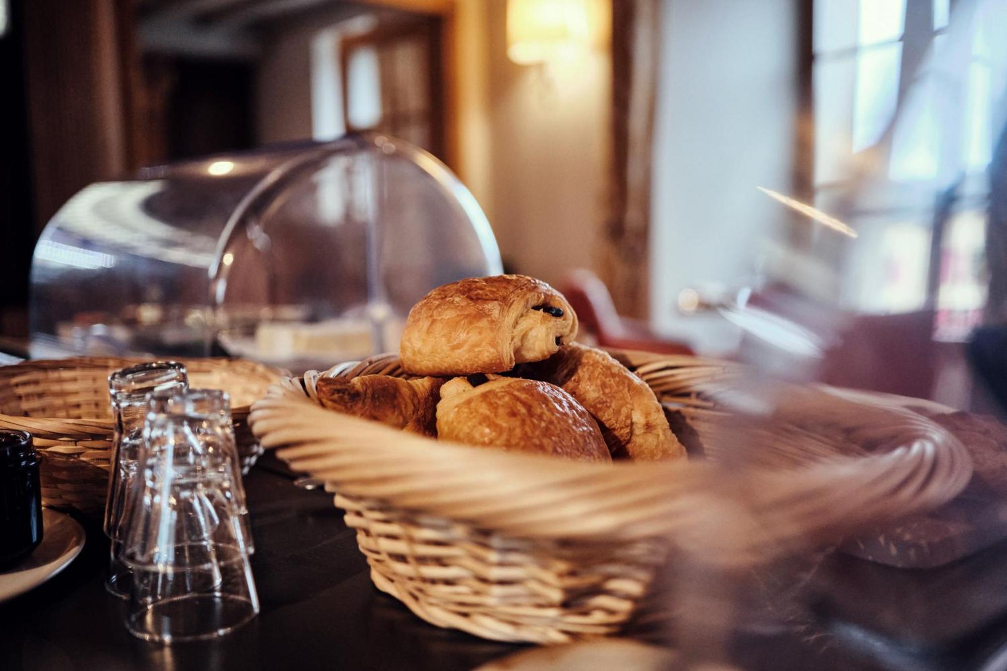 Hostellerie De La Tour D'Auxois Saulieu Zewnętrze zdjęcie