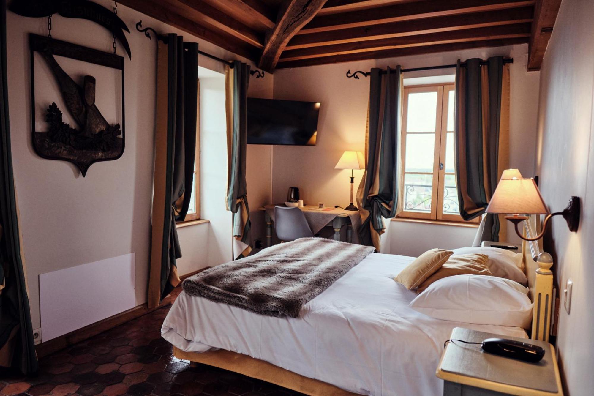 Hostellerie De La Tour D'Auxois Saulieu Zewnętrze zdjęcie