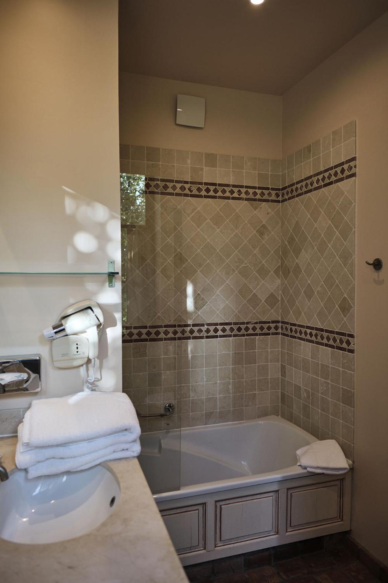 Hostellerie De La Tour D'Auxois Saulieu Zewnętrze zdjęcie