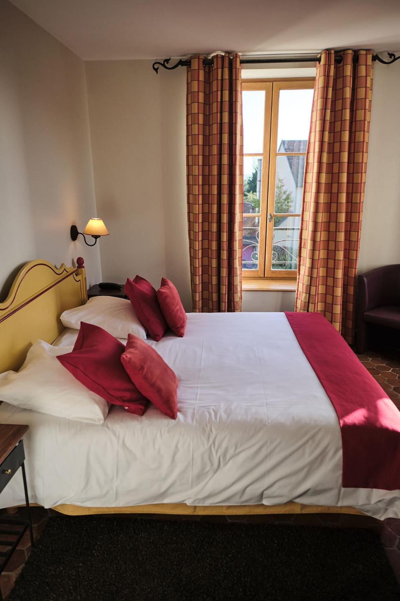 Hostellerie De La Tour D'Auxois Saulieu Zewnętrze zdjęcie