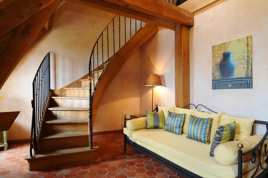 Hostellerie De La Tour D'Auxois Saulieu Zewnętrze zdjęcie